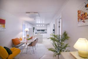 혜화역 도보5분 3룸4bed 7인숙박 K-Demon hunters촬영지 낙산공원 도보3분 명동 동대문 경복궁 10분