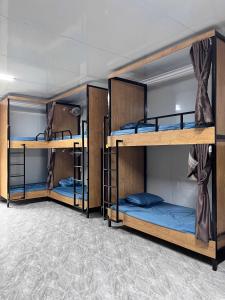 Cloudy Hostel & Tourist