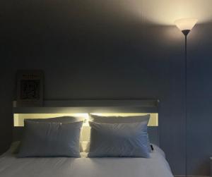 3 minutes from Ttukseom Station Seongsu Station a cozy house