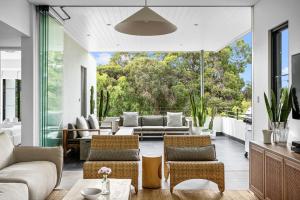 Beach Box I Private Properties