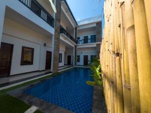 Mar Bella Beachfront