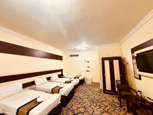 فندق الإجابة المكنونة