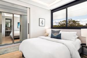 Stunning Beach Views, Skye Tamarama Bondi