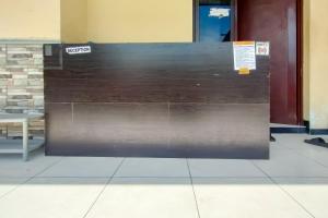 RedDoorz at NN Guest House Exit Tol Klodran Solo