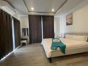 邻家小墅c2泳池别墅 近中天海滩 市中心 航站楼 步行街 唐人街