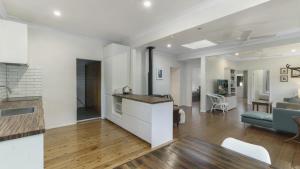 Diamond Escape - Pearl