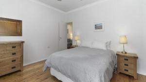 Diamond Escape - Pearl