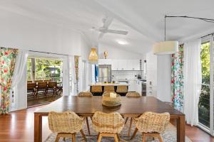 Tropical Family Hideaway, Noosa Heads
