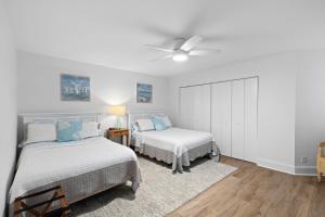 Seascape 315 - Oceanfront Condo Overlooking Pool