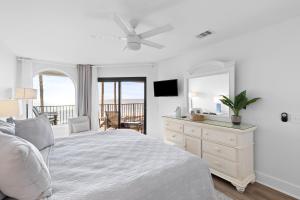 Seascape 315 - Oceanfront Condo Overlooking Pool