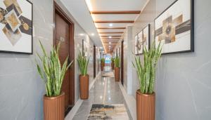 FabHotel Vasatiya Hotel & Suites