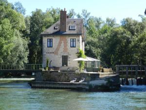 B&B / Chambres d'hotes Moulin de la Chevriere : photos des chambres