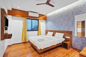 Omkar Executive Nagar Road