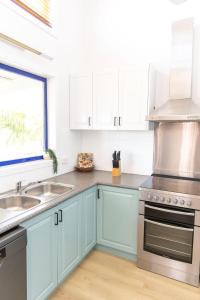 Corindi Beach House Oceanfront Sleeps 8 Perfect Family Getaway