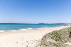 Corindi Beach House Oceanfront Sleeps 8 Perfect Family Getaway