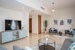 HiGuests - Fancy 1BR Apt With Aerial Marina Views in JBR