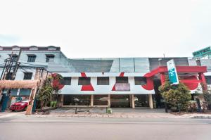 OYO 94759 Hotel Taman Cibinong