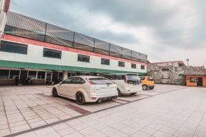 OYO 94759 Hotel Taman Cibinong