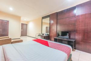 OYO 94759 Hotel Taman Cibinong