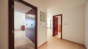 Yogi - 1BR Dual Balcony Marina and Sea View JBR