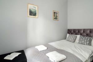 Stylowy Apartament w Centrum Poznania by Noclegi Renters