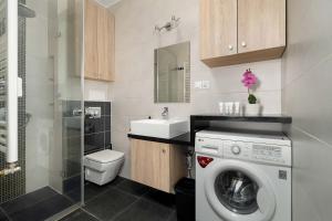 Stylowy Apartament w Centrum Poznania by Noclegi Renters