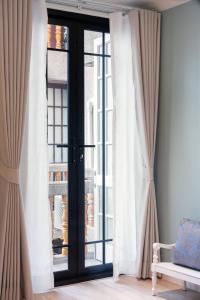 Chic 1BR |5 min BTS, 2 min to spa|500Mbps&bath-tub