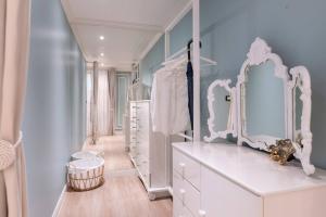 Chic 1BR |5 min BTS, 2 min to spa|500Mbps&bath-tub