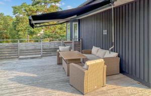 Awesome Home In Åhus With Sauna