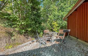 3 Bedroom Lovely Home In Ånimskog