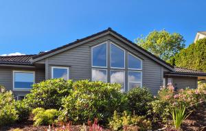 Beautiful Home In Bjørøyhamn With House Sea View