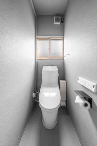 WhiteGarden YIG STAY