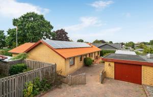 3 Bedroom Cozy Home In Billund