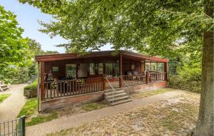 Amazing Home In Erm With Wifi