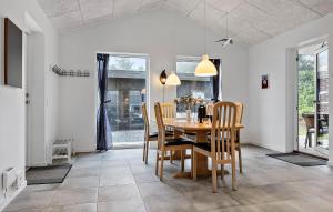 Nice Home In Fårvang With Outdoor Swimming Pool