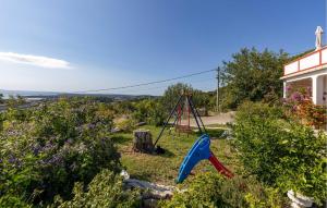 Nice Apartment In Rab With House Sea View