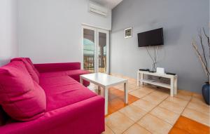 Cozy Apartment In Maslenica With Wifi