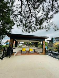 Rovinz Pine Breeze Staycation