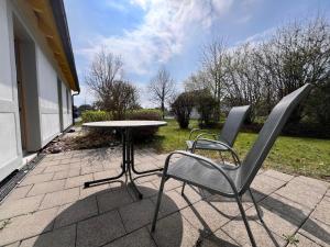 Feriendorf Rugana - Komfortplus Ferienwohnung mit 1 Schlafzimmern und Terrasse A29