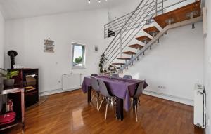 1 Bedroom Cozy Apartment In Sibenik