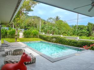 Tropical 4BR Jungle View Villa Near Lamai Beach