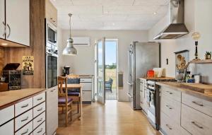 Stunning Home In Harboøre With Wifi