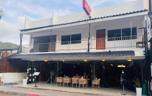 SET INN restaurant & bar 1 & 2