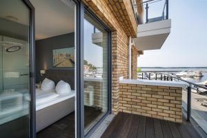 First Marina View - Apartment in der Hafenresidenz mit Sauna & Müritzblick