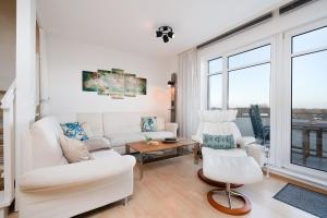 Atlantic Whg 37, Ferijentied