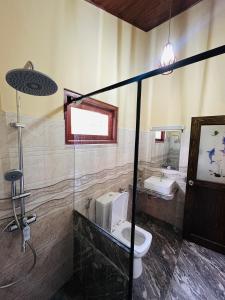 Lush Green Cottage Ella