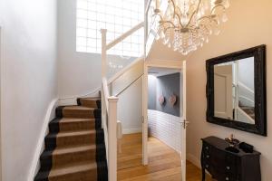 Family Home in Popular Avenue Le Sueur Fresnaye