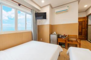 Cherry Bean Hotel - Night Market