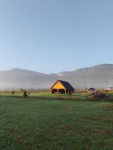 Chata Otulina Radków - komfortowa chata z widokiem w Górach Stołowych