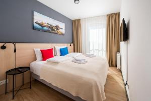 National Stadium Superior Apartment by BookingHost